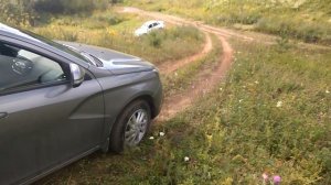 Лада Веста покатушки #1. Система стабилизации. Крутой подъем. Тест-драйв по бездорожью