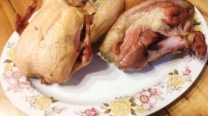 Курица и рулька горячего копчения.