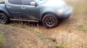 Большой тест-драйв Mitsubishi L200 и ВАЗ 21099. Покатушки #4 джип Митсубиси Л200 по грязи