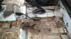 Нива 2131. Ремонт днища салона. Niva 4x4