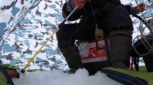 Рыбалка на зимний фидер и сухой посол рыбы.