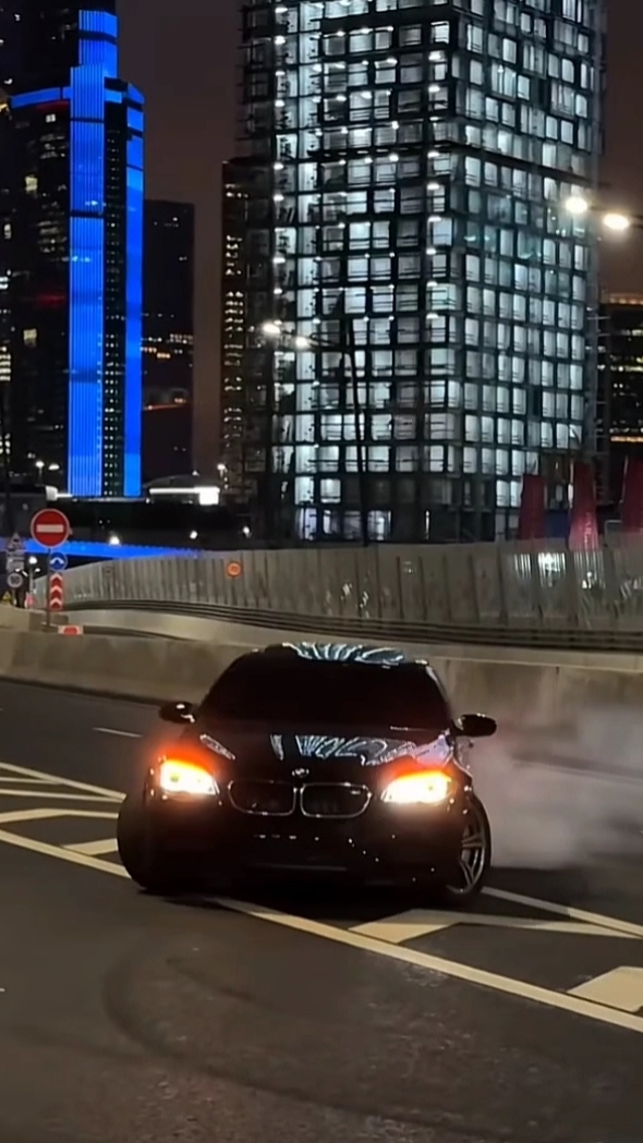 f10 motors смотреть онлайн