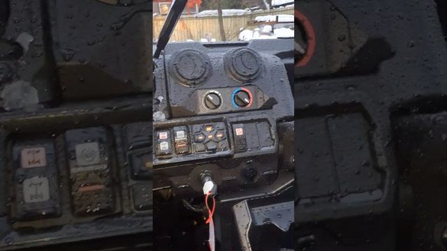 BRP Can-am Traxter Max XU HD10 2025, модель 8NSN. В ATV центре. смотреть онлайн