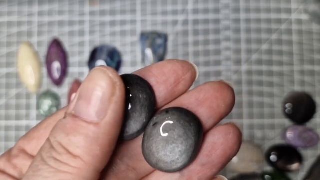 Шикарные натуральные камни - обсидиан, хромдиопсид и другая красота :)