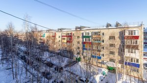 Сургут, Островского 32