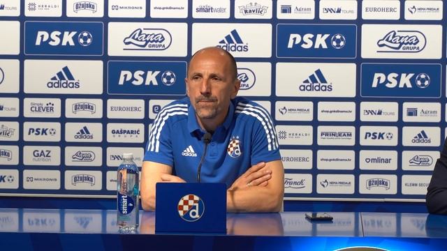 NAKON UTAKMICE  Trener Damir Krznar nakon 2:0 pobjede protiv Omonoia FC na Maksimiru  UCL