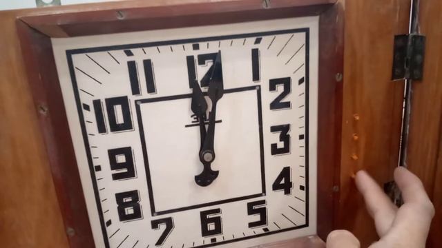 Вторичные часы Стрела с часовой станцией. смотреть онлайн