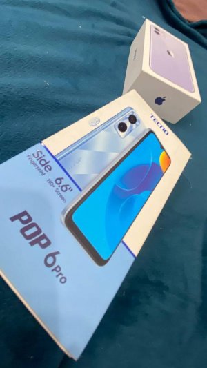 распаковка двух телефонов