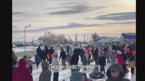 В селе Зирган мужчины собрались, посидели и на следующий день сделали горку и каток