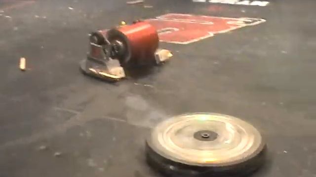 R3 - Shrederator vs. REDRUM смотреть онлайн