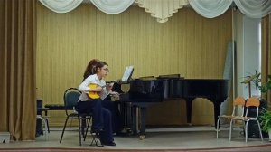 Теленкова Марина (13 лет)     
Ж. Металлиди Элегия,
В. Гаврилин Каприччио из балета "Анюта"