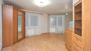 Продается студия по адресу: Королева дом 43, к1.