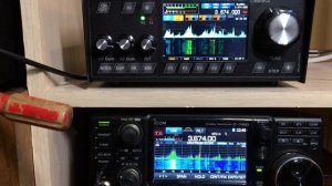 mcHF SDR transceiver M0NKA and Icom IC-7300