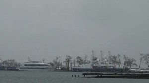 Керчь "Золотой символ" перегородили проход к морю. Морвокзал трущобы.