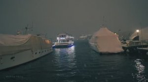 Снежная буря на ночной прогулке в формате 4K HDR Сильный снегопад в Стокгольме