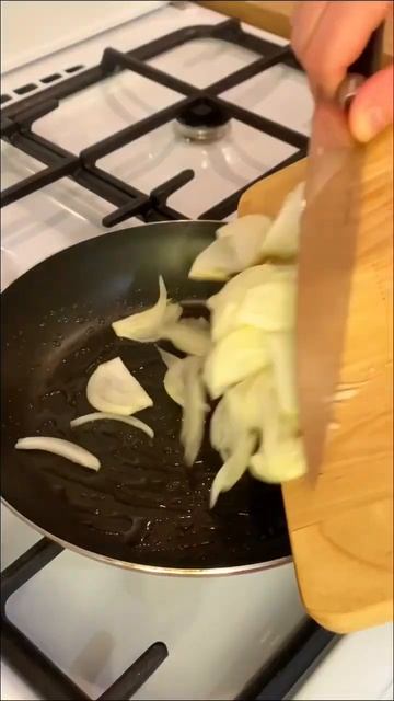 Пирог Провансаль, аромат Юга Франции. Анчоусы, каперсы, помидоры #пирог#франция#помидоры смотреть онлайн