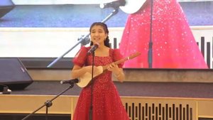 Нурайым Акылбекова-Бир өзүңө