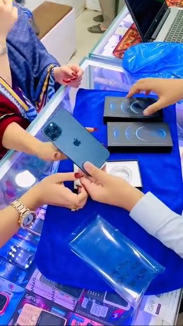 My phone model shop Karachi смотреть онлайн