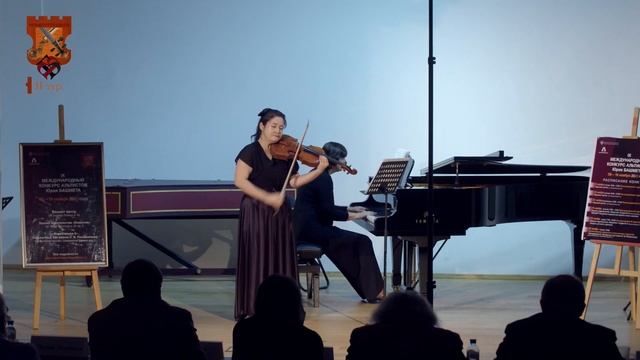 Юн Юри (Южная Корея) /П. Хиндемит смотреть онлайн