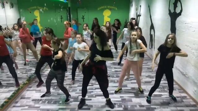 Dancehall Step (Move) \ step dancehall\ Дэнсхолл Степы смотреть онлайн