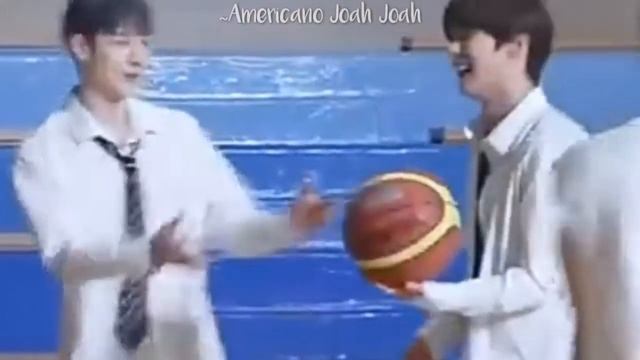 Stray Kids - CRACK BR [B ME VER.] |Americano Joah Joah смотреть онлайн