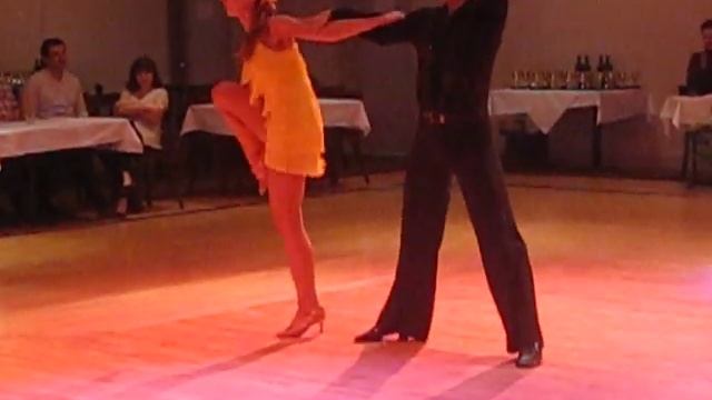 Samba- Mas Que Nada смотреть онлайн