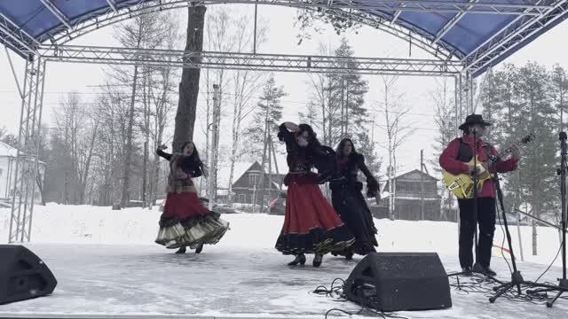 Цыганский танец "Мар дяндя" Цыганский коллектив "Экспромт" и Сергей Иванов. Цыганский ансамбль. Шоу.