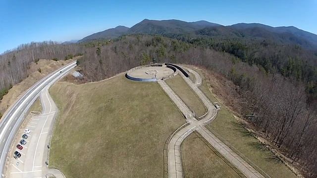 DJI Phantom with Carbon Fiber 2-Axis Camera Gimbal смотреть онлайн