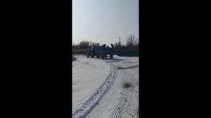 Посыпка дорог песчано-солевой смесью