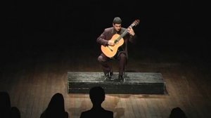 Leo Brouwer - Tres Apuntes; Márlou Peruzzolo, Guitar