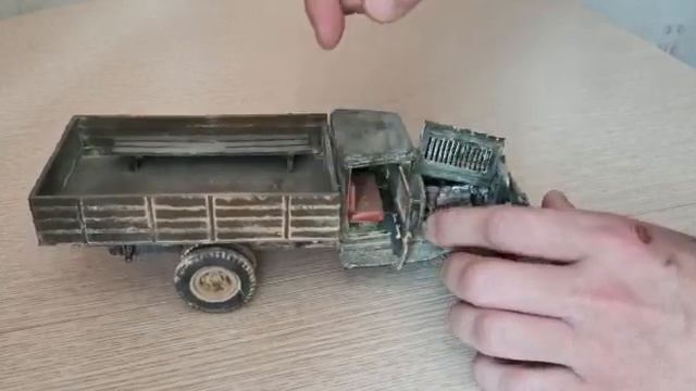 За месяц из обычного картона сделал модель ГАЗ-АА, легендарную "полуторку" блокадного Ленинграда смотреть онлайн