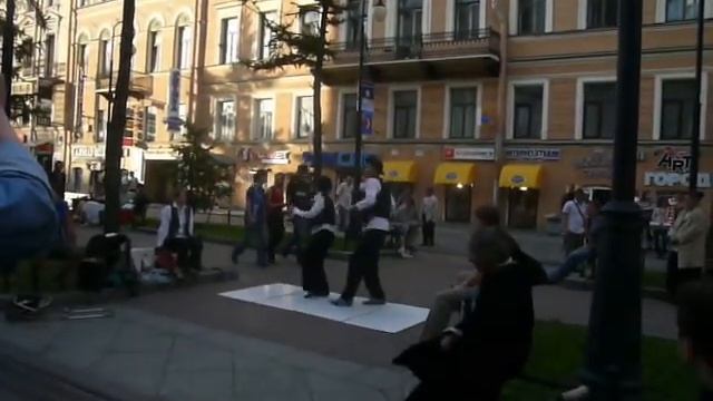 Уличные артисты. Питер