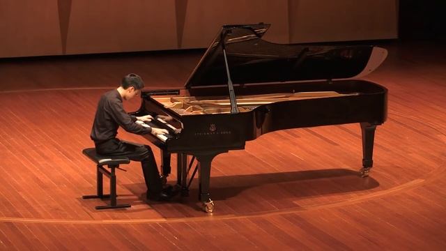 Benjamin Britten - Sonatina Romantica смотреть онлайн