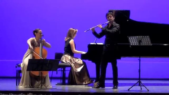 Rahşan Apay, Bülent Evcil, Cana Gürmen - A.Piazzolla - Oblivion смотреть онлайн