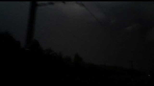 Молния из окна поезда смотреть онлайн
