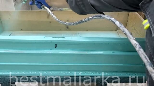 Покраска мебели (старинного комода).