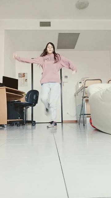 Brother Louie '98 (Remix) - NEW SHUFFLE TUZELITY DANCE! #shorts #dance #music смотреть онлайн