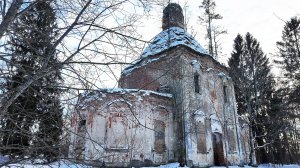 Старая церковь 18в Загусинье. Духовщинский район.