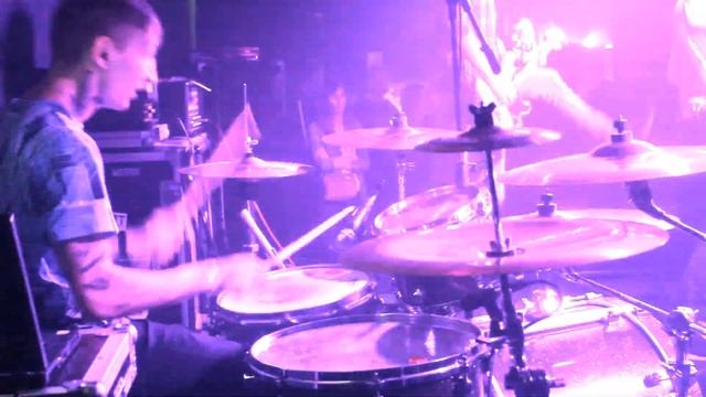 MULTIPASS - Стаи птиц разбиты в стёкла | Михаил "Mishon" Светлов | Drum Cam смотреть онлайн