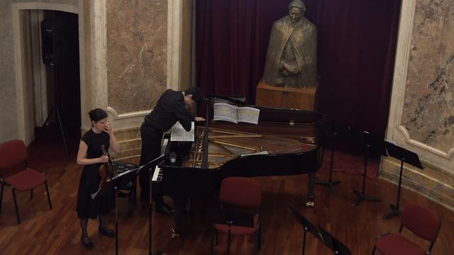 Sofia Gubaidulina - Dancer on a Tightrope (Atem Ensemble) смотреть онлайн