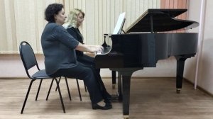 Г.Огородникова "Попурри на темы военных песен".mp4