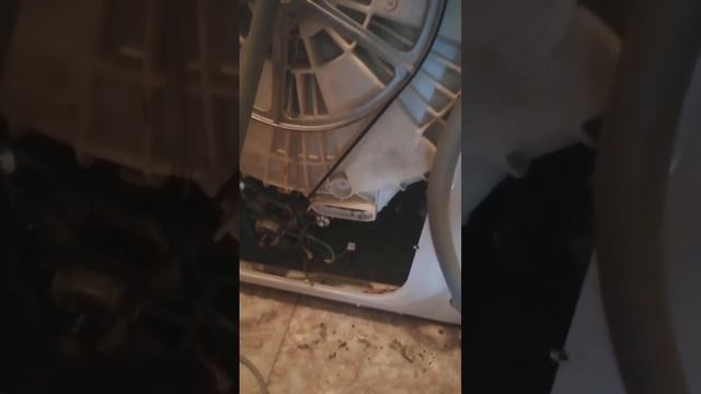 Стиральная машина Candy набирает и сливает воду. Ошибка E22. Диагностика. Ремонт смотреть онлайн