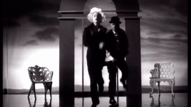 Madonna - Vogue Broll + special ending смотреть онлайн