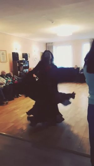 Цыганский танец "Сарэ патря".  Шоу-балет "Экспромт" выступление в доме престарелых. Школа танцев.