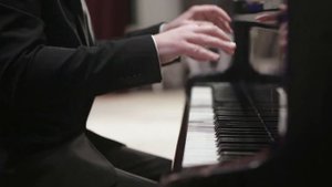 «Куплеты Короля», исп. Евгений Будзинский, концертмейстер Александр Стрекалов