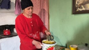 23 ФЕВРАЛЯ. СНЯЛИ ДЕНЬГИ – БУДЕМ ЗАКАЗЫВАТЬ ЩЕБЕНЬ ВО ДВОР.