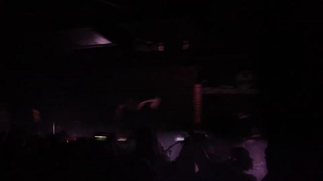 The Neighbourhood - Everybody's Watching Me (Uh Oh) (Live At The Shelter - July 3 2013) смотреть онлайн