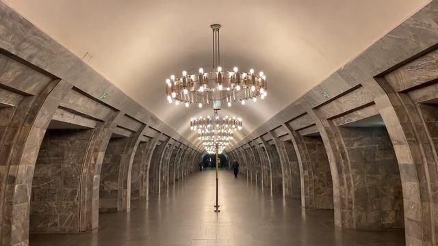 The Top 10 Most Beautiful Kyiv Ukraine Metro Subway Stations смотреть онлайн