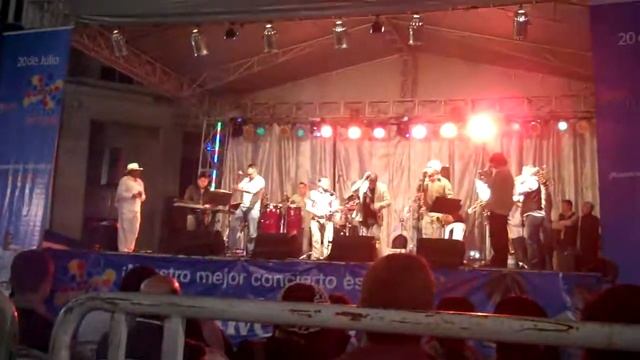 POR QUE AUN TE AMO LIVE.MP4 смотреть онлайн