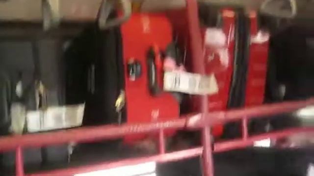 Автобус из Гонконгского аэропорта смотреть онлайн